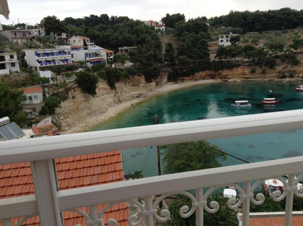 Kostas Rooms Votsi  Chambre photo