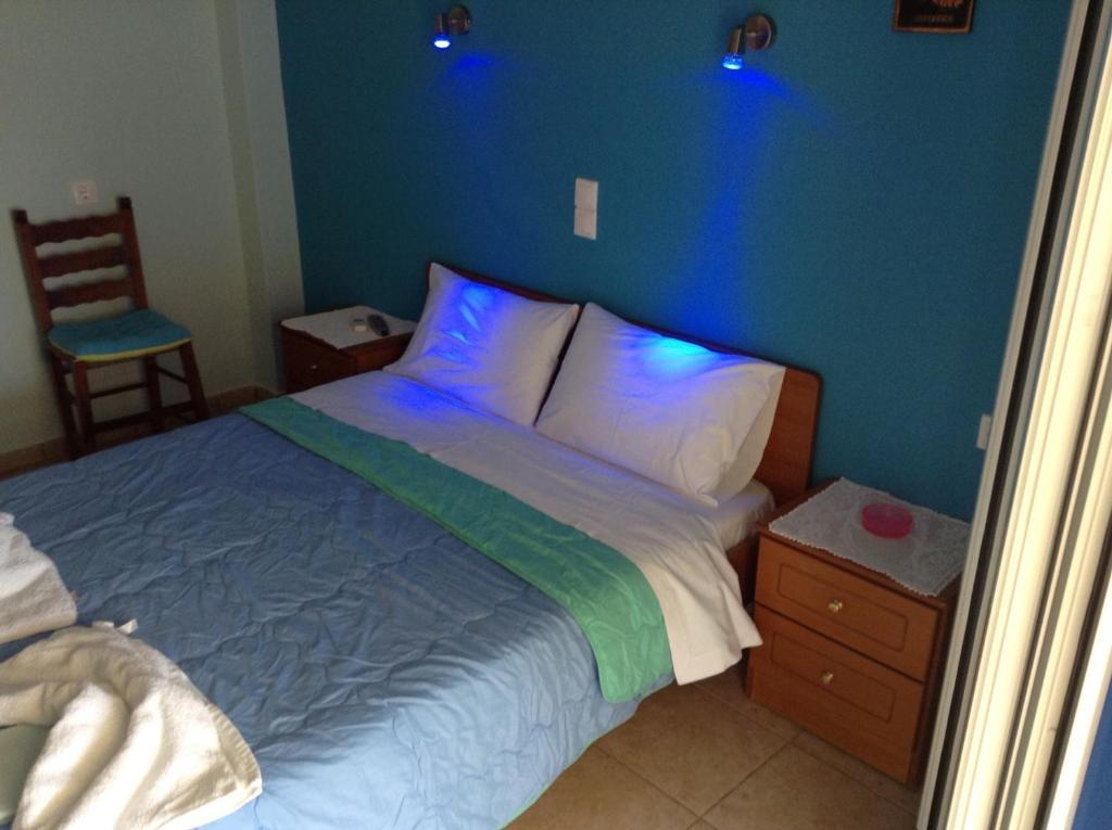Kostas Rooms Votsi  Chambre photo