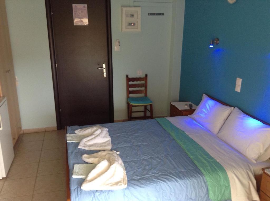 Kostas Rooms Votsi  Chambre photo