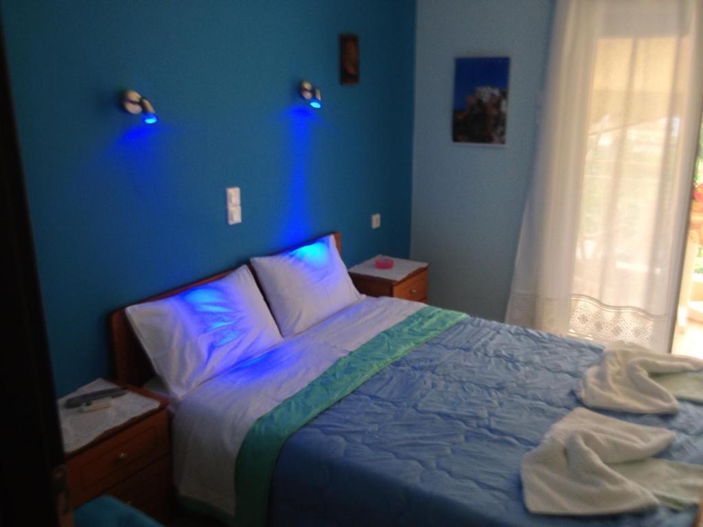 Kostas Rooms Votsi  Chambre photo