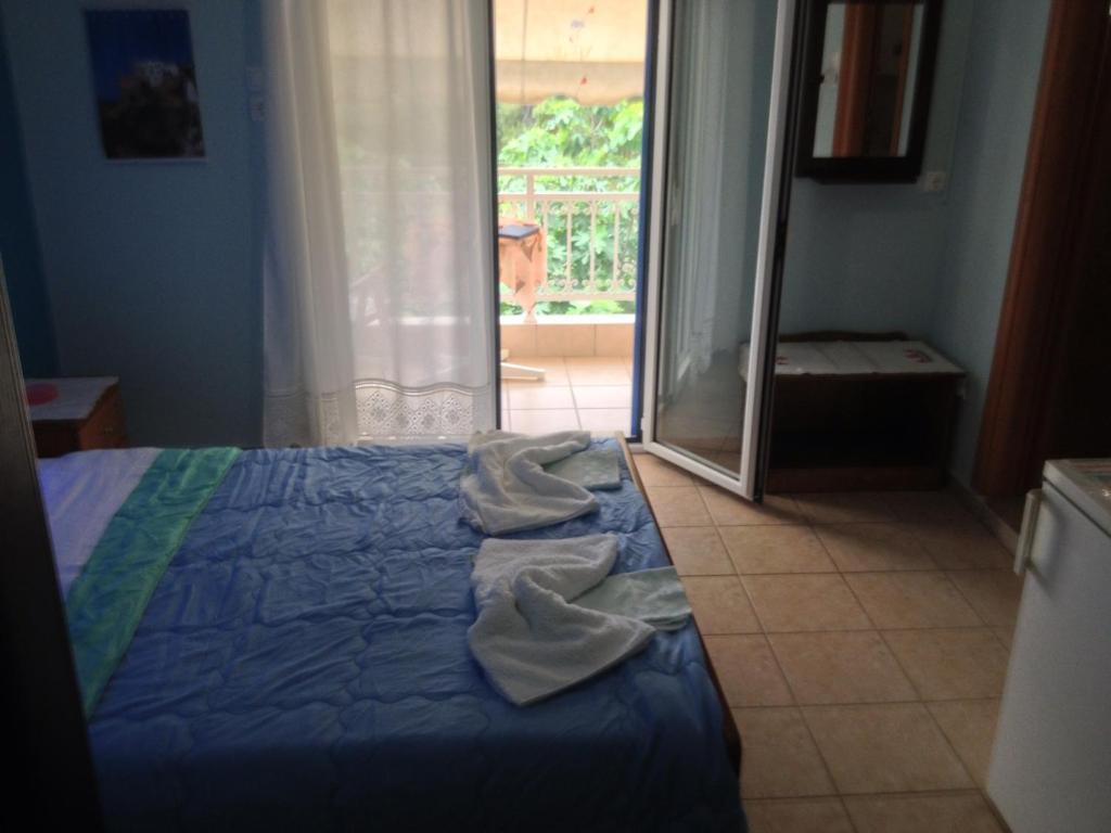 Kostas Rooms Votsi  Chambre photo